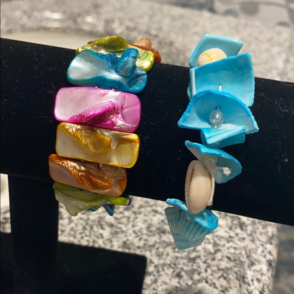 2 stretchy shell bracelets